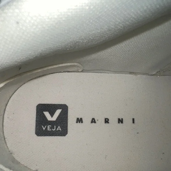 Veja X Marni White and Black Sneakers - Picture 4 of 12